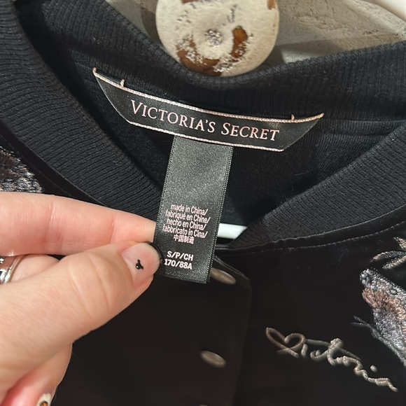 Victoria’s Secret Shanghai jacket - Picture 3 of 5